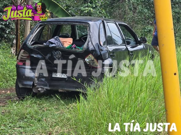 PEATÓN QUE CONVULSIONÓ PROVOCÓ CHOQUE MÚLTIPLE EN LA FORTÍN – HUATUSCO