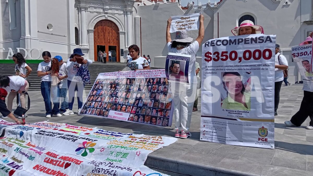 Madres de desaparecidos Marchan en Xalapa, “Vamos con un dolor fuerte, nosotras no tenemos nada que Celebrar”