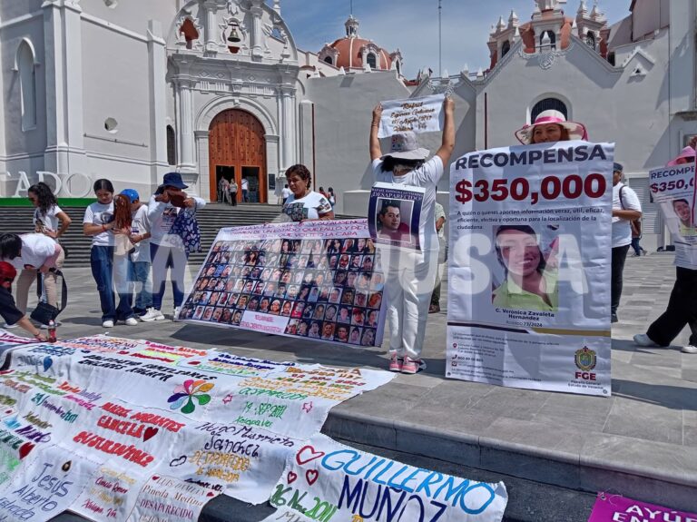 Madres de desaparecidos Marchan en Xalapa, “Vamos con un dolor fuerte, nosotras no tenemos nada que Celebrar”