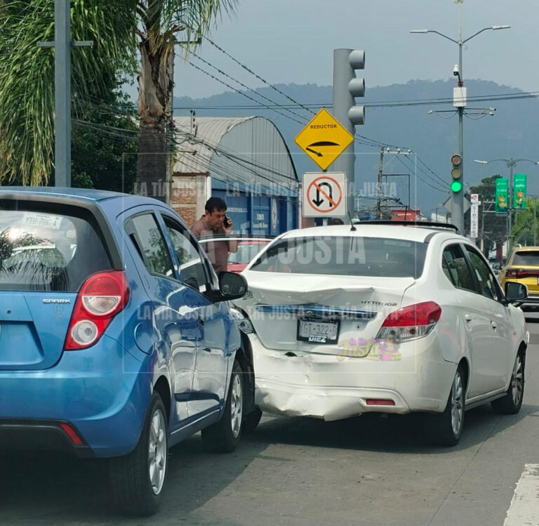 Accidente múltiple en Camino Nacional