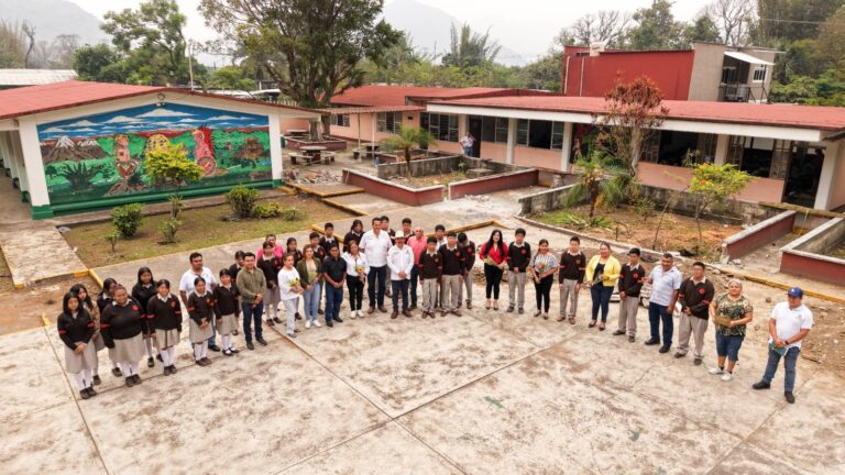 GOBIERNO MUNICIPAL IMPULSA OBRA EDUCATIVA EN BENEFICIO DE ESTUDIANTES DE CAMPO CHICO
