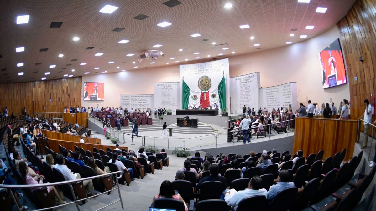 Impulsan reforma constitucional en materia de no reelección y nepotismo electoral
