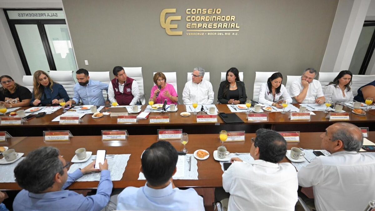 Fortalece Ayuntamiento de Veracruz alianza con empresarios para impulsar rescate del Centro Histórico