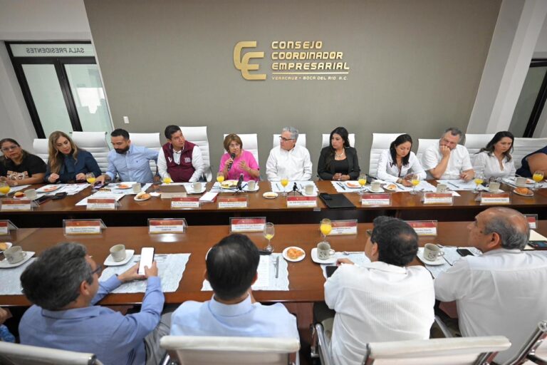 Fortalece Ayuntamiento de Veracruz alianza con empresarios para impulsar rescate del Centro Histórico