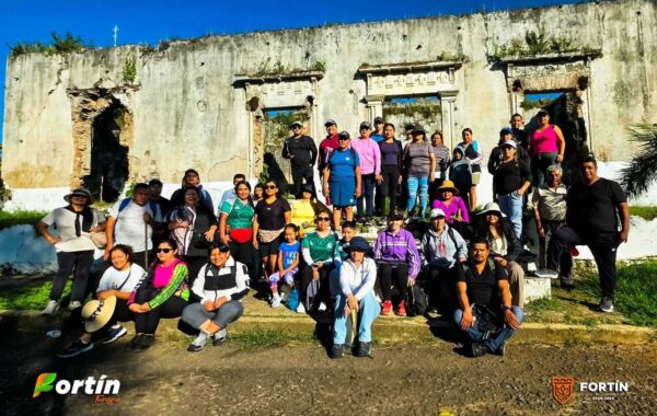 Éxito en la caminata de senderismo en Fortín