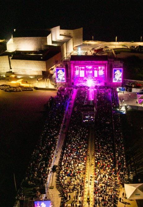 Éxito en la inauguración de las Fiestas de Santa Ana 2026