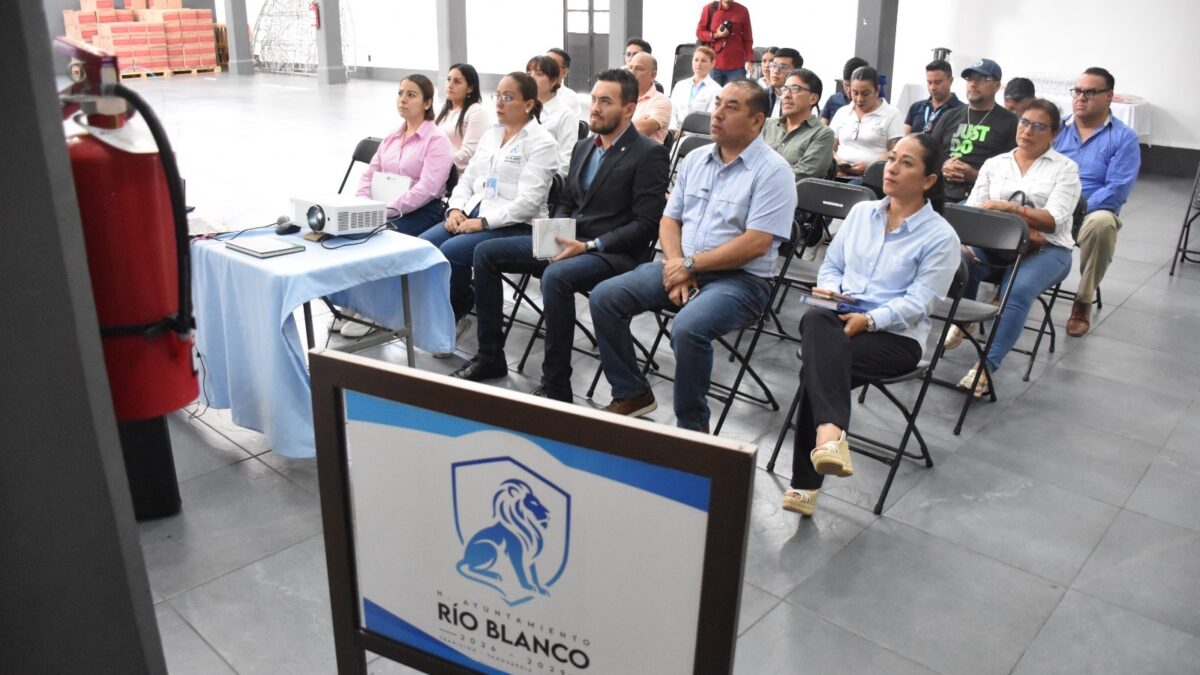 Río Blanco se capacita en participación ciudadana con ORFIS