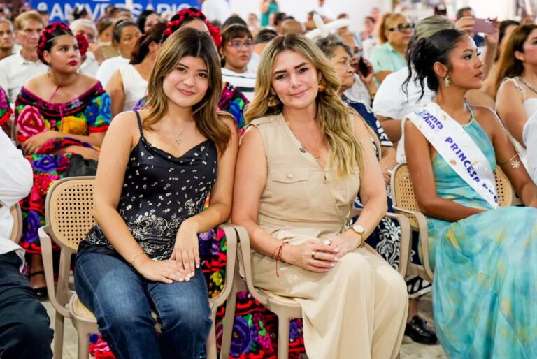 Romina Pardiño es la Florecita del Mar 2026 en Boca del Río