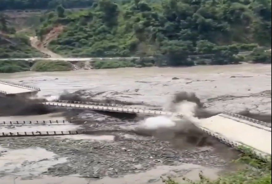 Alerta por lago glaciar en Nepal y Tíbet tras inundaciones