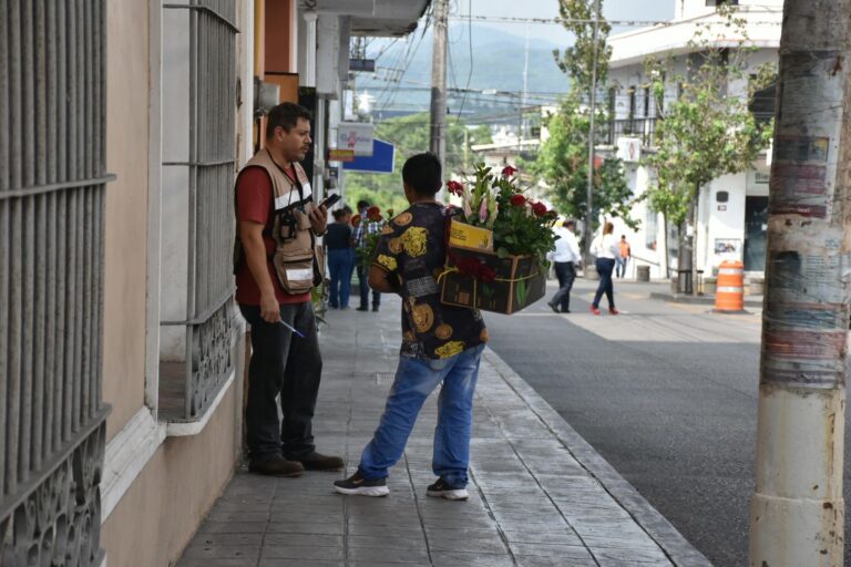 Brigada atiende a 10 niños en situación de trabajo infantil