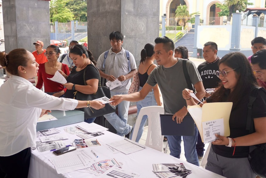 Capacitación en Río Blanco mejora el servicio público