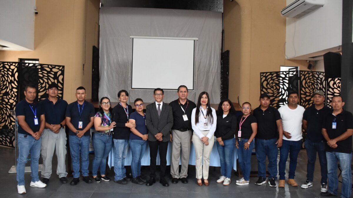 Capacitan a personal del Ayuntamiento de Río Blanco en derechos humanos