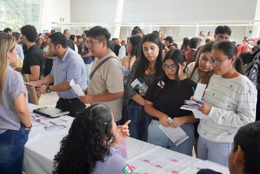 Cierra en Ixtaczoquitlán la Feria Nacional de Empleo para Jóvenes