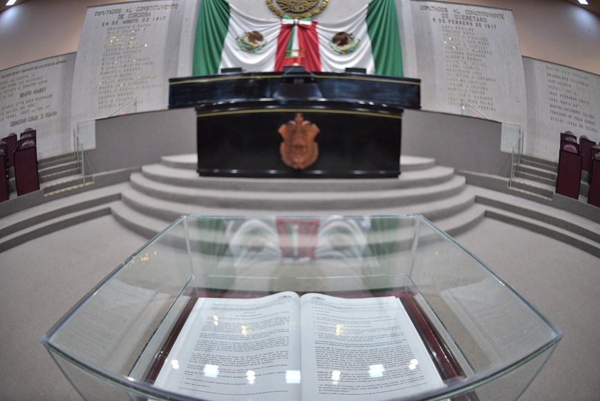 Congreso aprueba procedimientos contra dos presidentes municipales