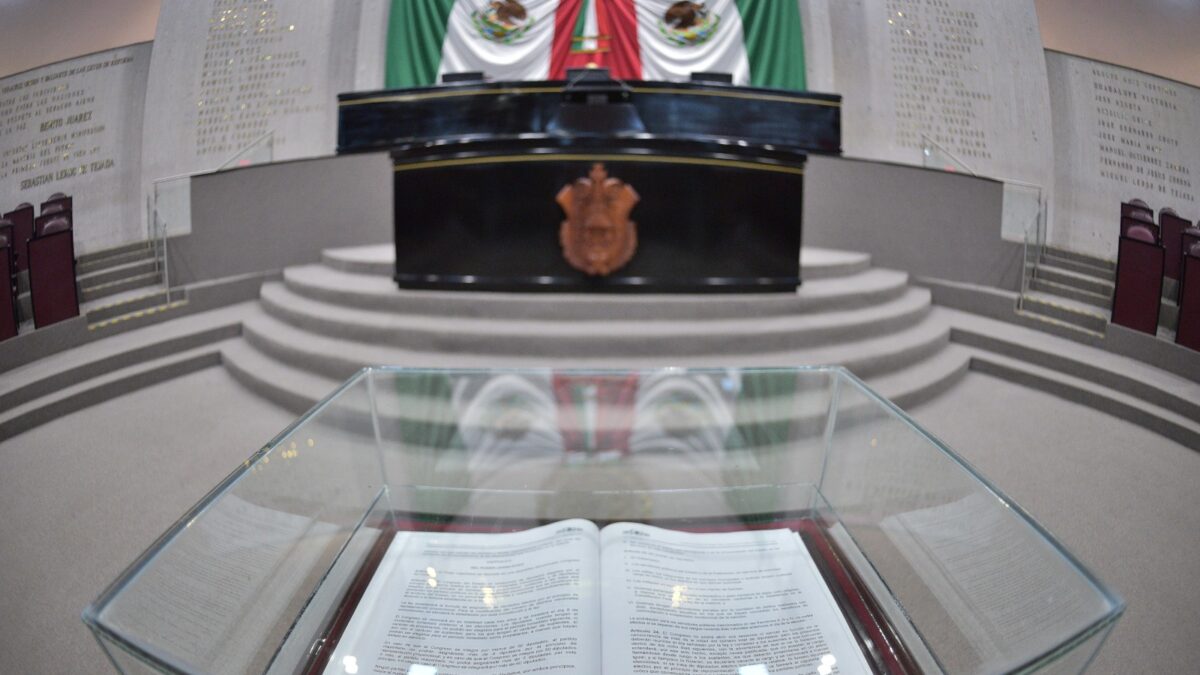 Congreso autoriza juicios de procedencia contra dos presidentes municipales