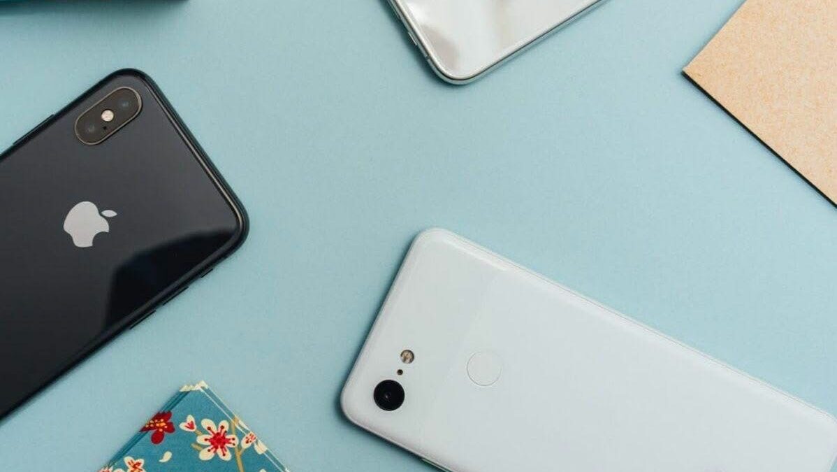 Consulta de la SEP sobre uso de celulares en escuelas