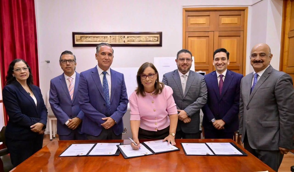 Convenio para promover el Mes del Testamento en Veracruz