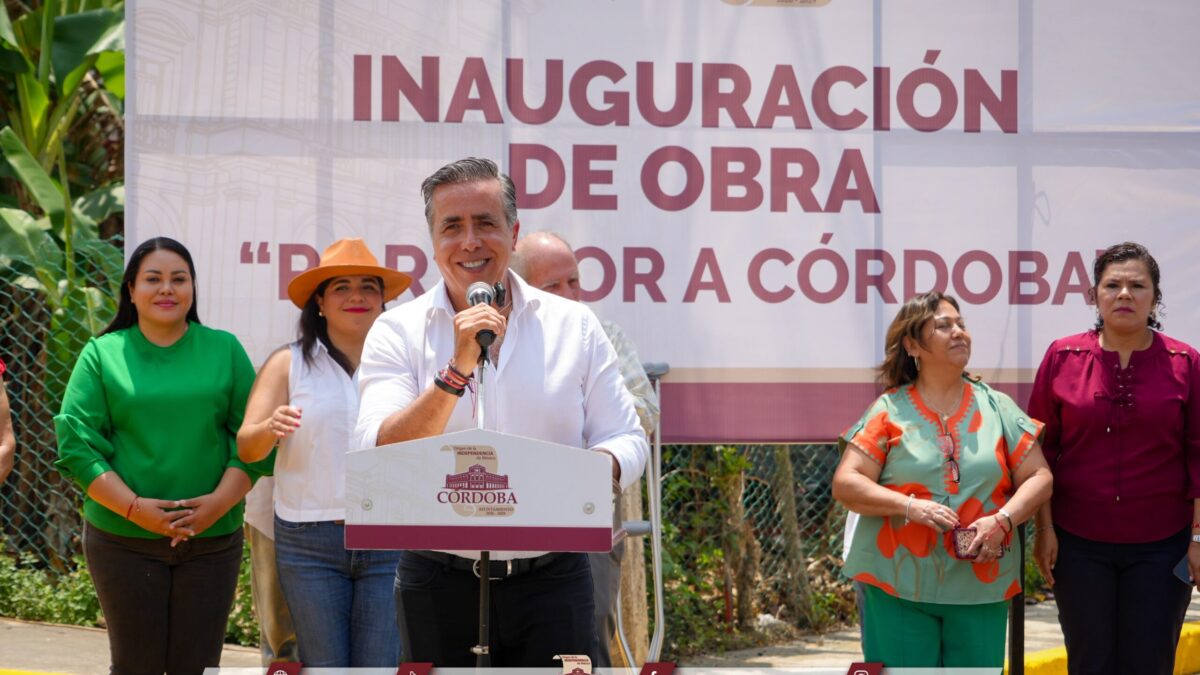 Córdoba inaugura obra de pavimentación en La Luz Palotal