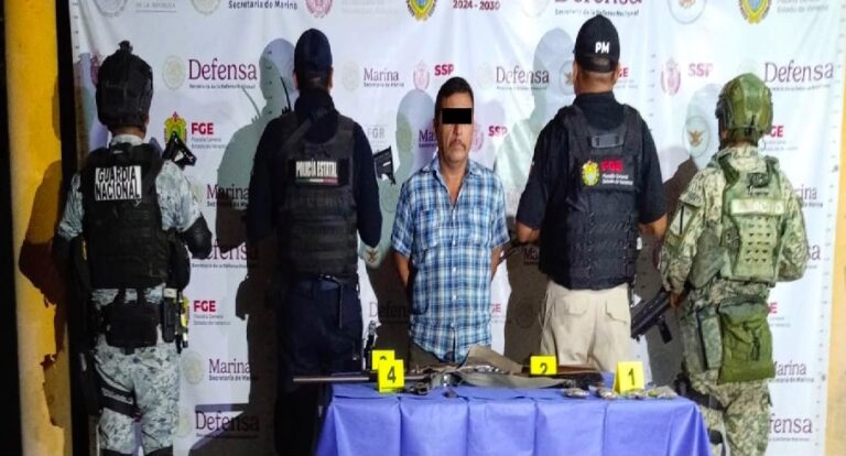 Decomisan 19 kilos de drogas y 29 mil litros de hidrocarburo