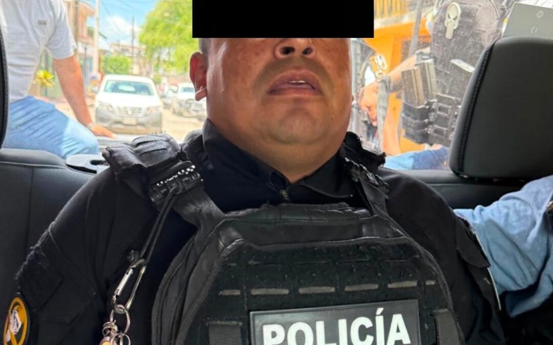 Detienen a comandante de Policía en Pánuco por vínculos delictivos