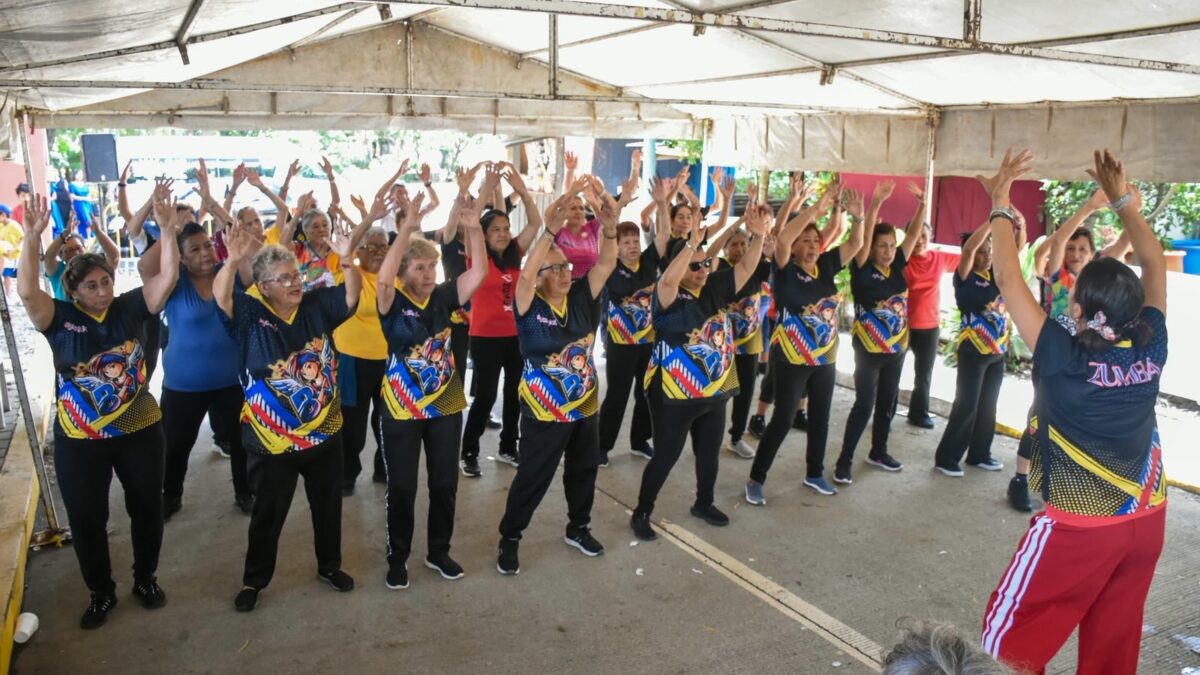 DIF Córdoba celebra a las personas adultas mayores