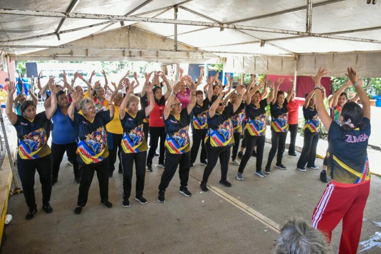 DIF Córdoba celebra a las personas adultas mayores