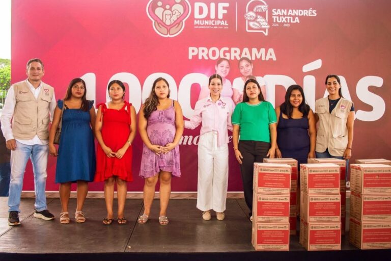 DIF San Andrés Tuxtla entrega apoyos alimentarios a mil 825 personas