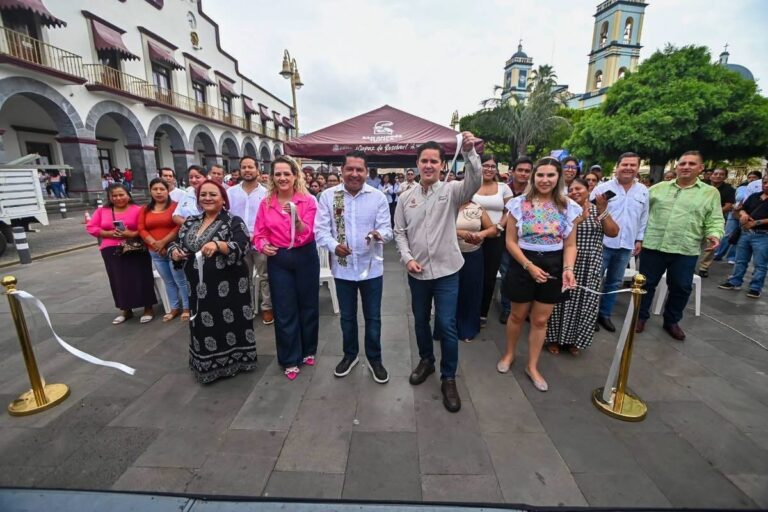 Feria de empleo en San Andrés Tuxtla impulsa oportunidades laborales
