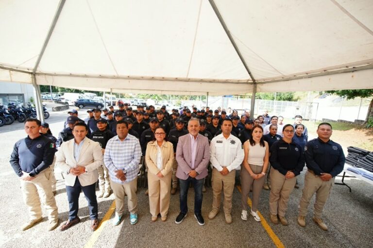 Fortalecen a la Policía Municipal de Xalapa con nuevo equipamiento