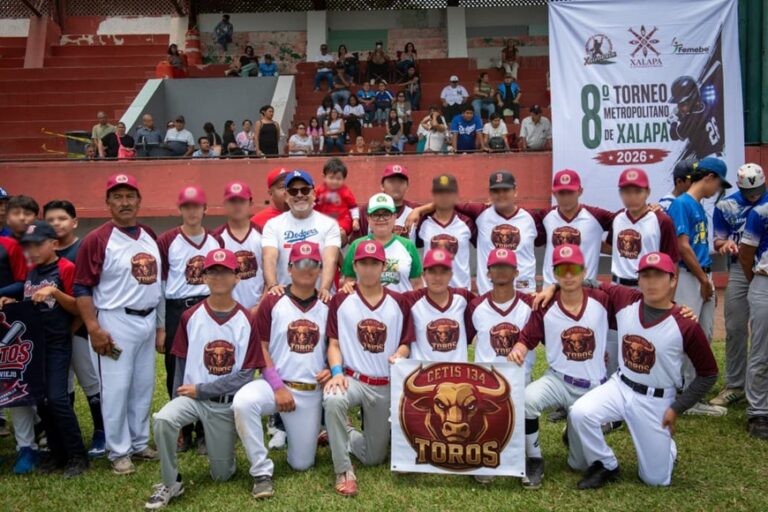 Inauguran el Octavo Torneo Metropolitano de Béisbol en Xalapa