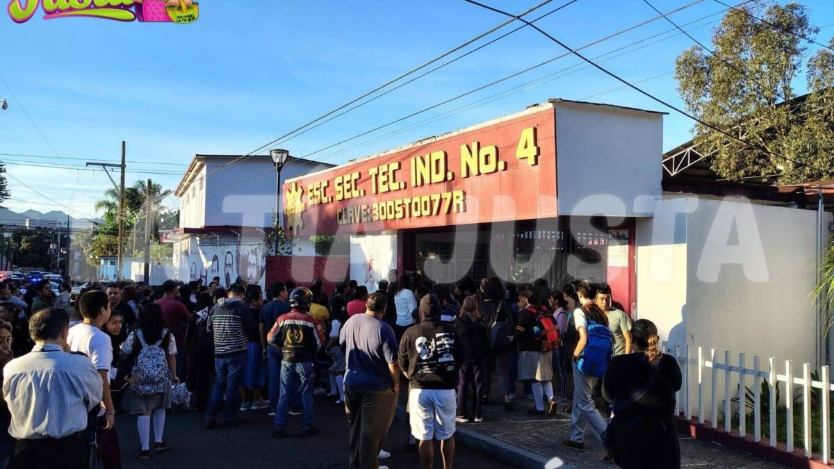 Inicio del ciclo escolar en Las Altas Montañas