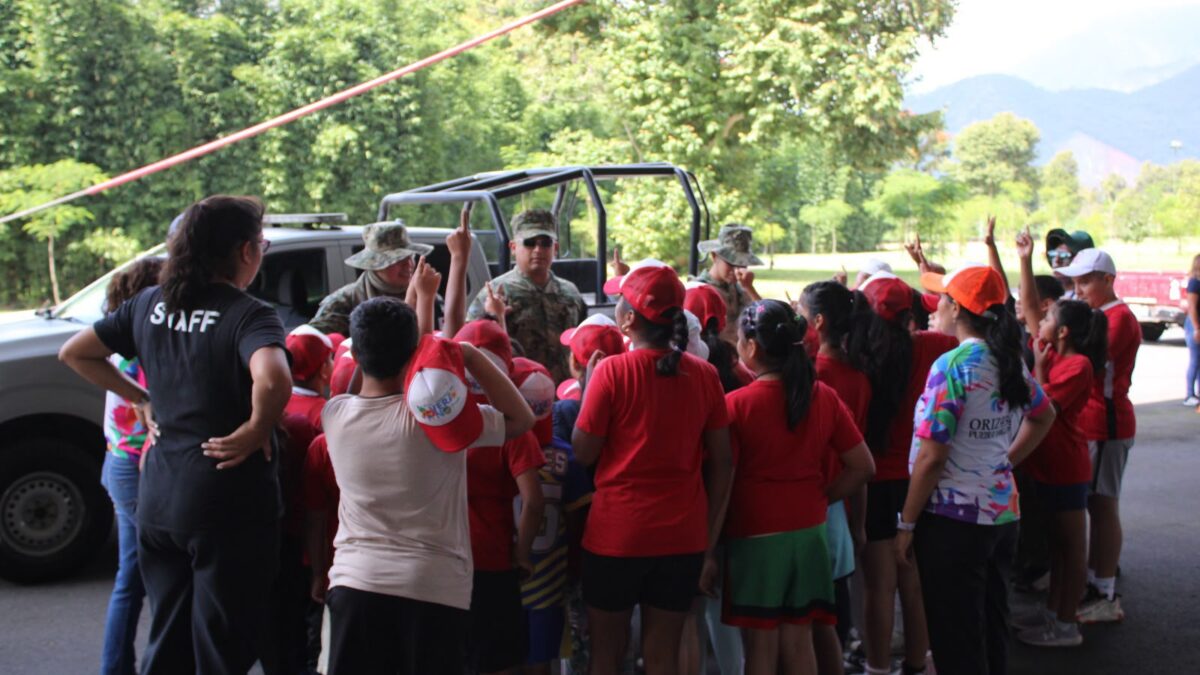 Niños de Orizaba conocen instituciones de seguridad