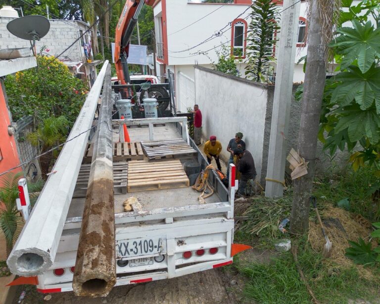 Progreso en la red eléctrica de la colonia San José