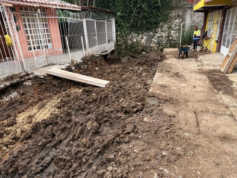 Rehabilitación del drenaje pluvial en Santa Leticia avanza