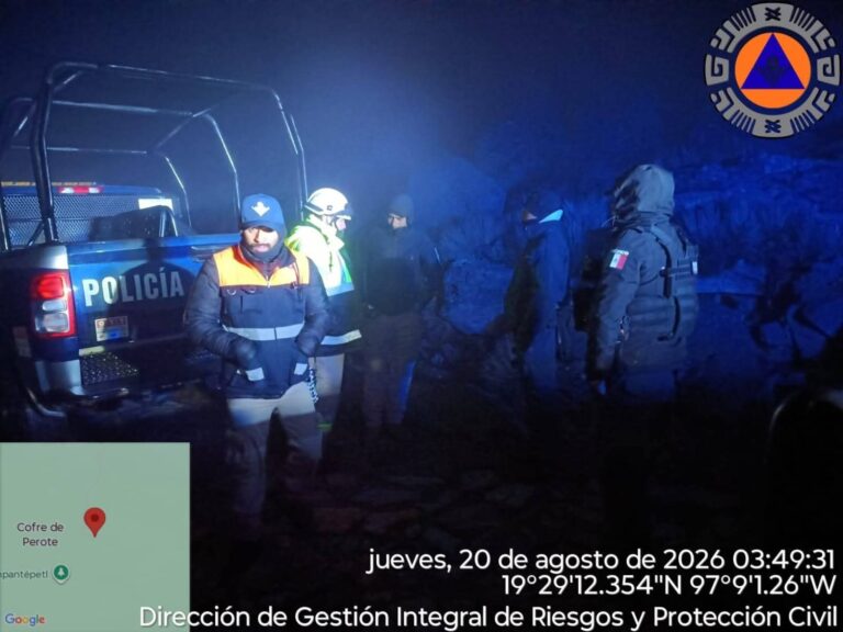 Rescatan a pareja extraviada en el Cofre de Perote