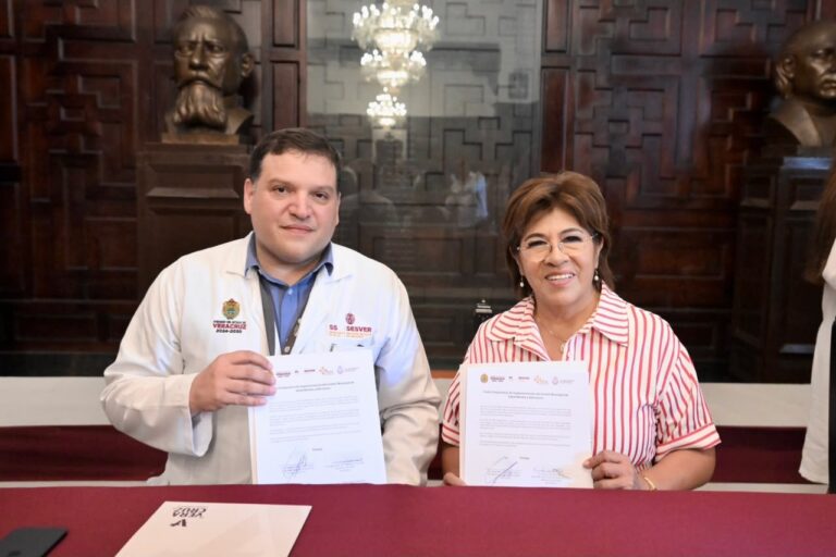 Rosa María Hernández impulsa salud mental y adicciones en Veracruz