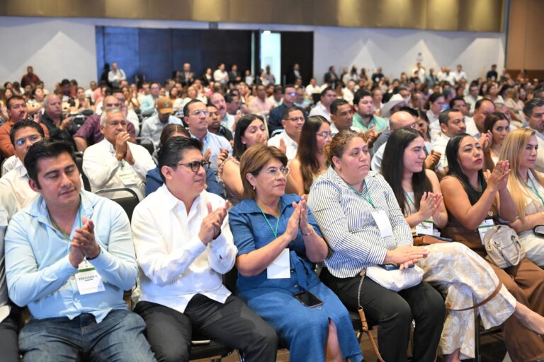 Rosa María Hernández reafirma compromiso con la transparencia