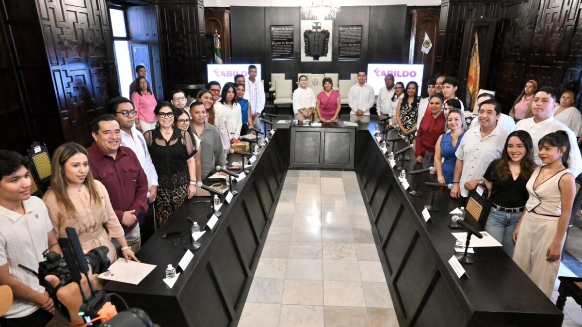 Se lleva a cabo Cabildo Juvenil 2026 en Veracruz