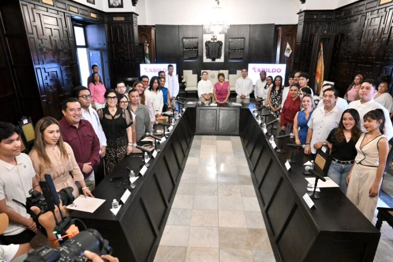 Se lleva a cabo Cabildo Juvenil 2026 en Veracruz