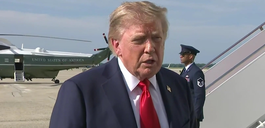 Trump destaca avances en negociaciones comerciales con México y Canadá