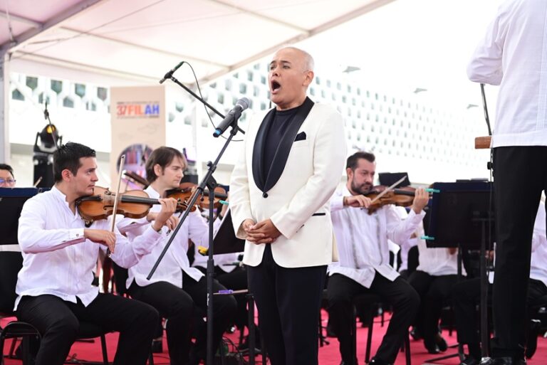 Veracruz destaca su cultura en la FILAH 2026
