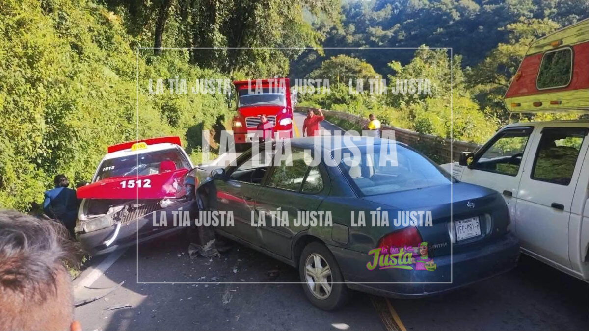 Accidente bloquea carretera Tequila-Orizaba
