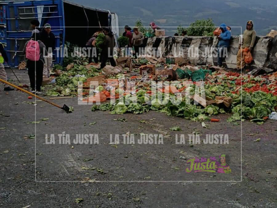 Accidente de camión bloquea autopista Puebla-Orizaba