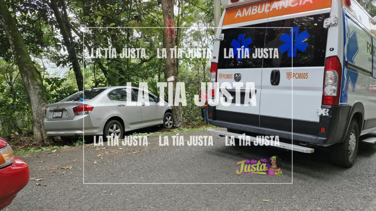 accidente en fortín deja una mujer muerta y otra herida