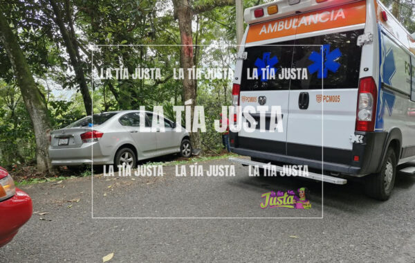 accidente en fortín deja una mujer muerta y otra herida