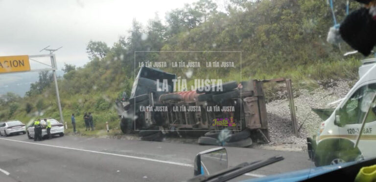 Accidentes afectan tráfico en Cumbres de Maltrata