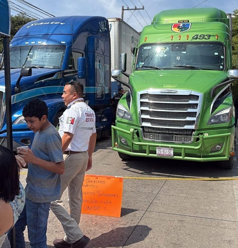 Bloqueos en carretera Xalapa-Coatepec por falta de atención