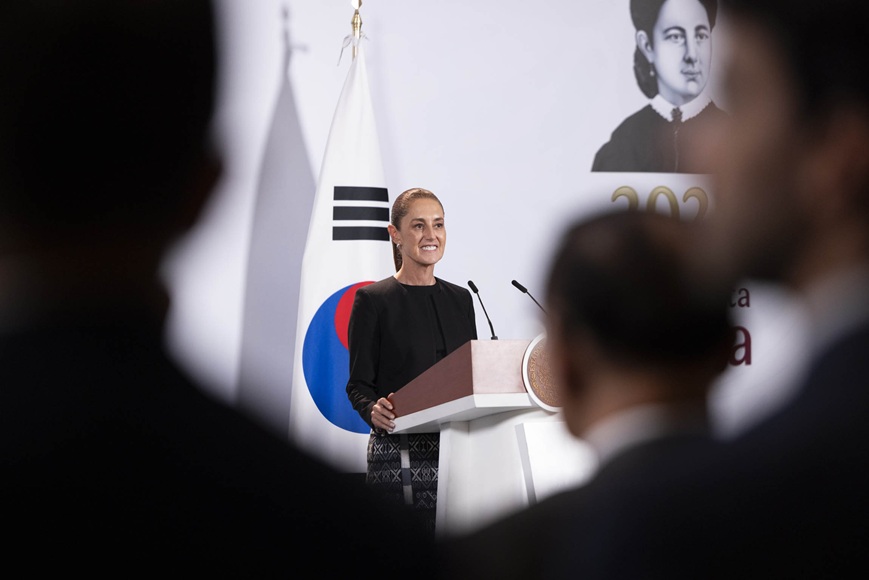 BTS regresará a México en 2027, confirma Sheinbaum