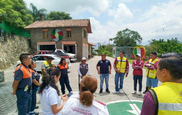 Capacitan a ecoturismos en Ixtaczoquitlán para emergencias
