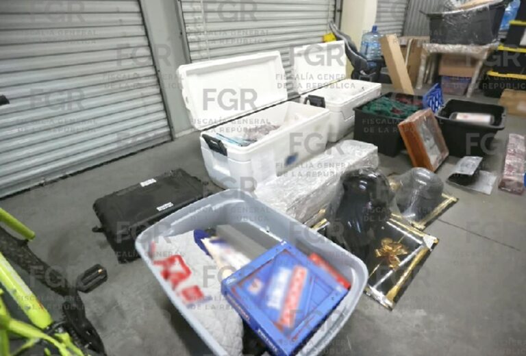 Catean bodega de Farías Laguna y hallan documentos y armas